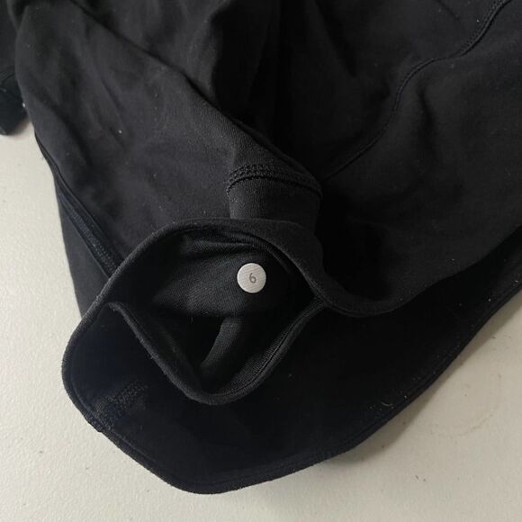 Lululemon Leggings Crop 6 - Picture 4 of 4